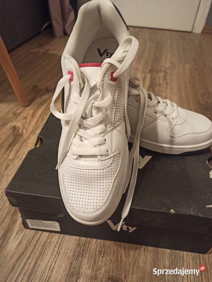 Buty sportowe