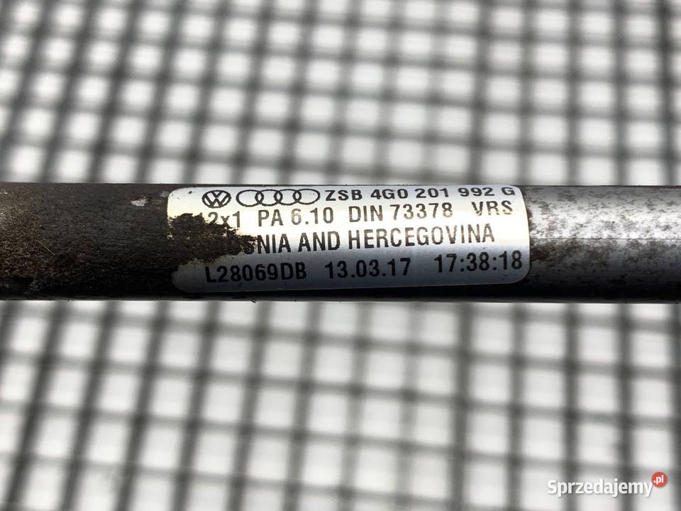 PRZEWÓD PALIWOWY 4G0201992G osobowe Części samochodowe