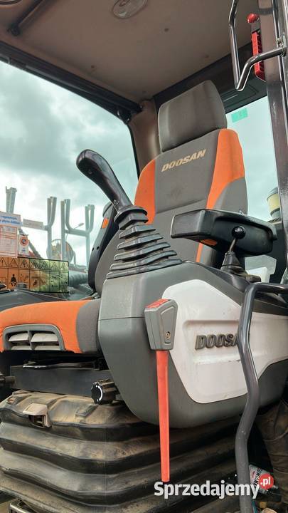 Doosan DX225LC5 koparka gąsiencowa