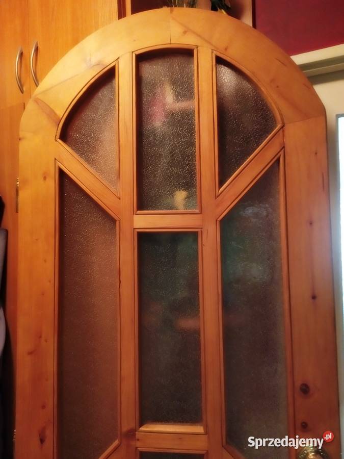 Drzwi z litego drewna z półłukiem robione na Kraków