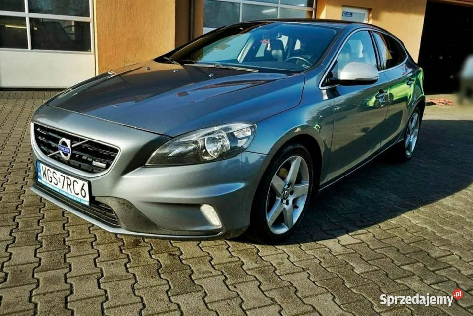 Volvo V40 16D2 NAVI alu R18 automat 2014r II sprzedam