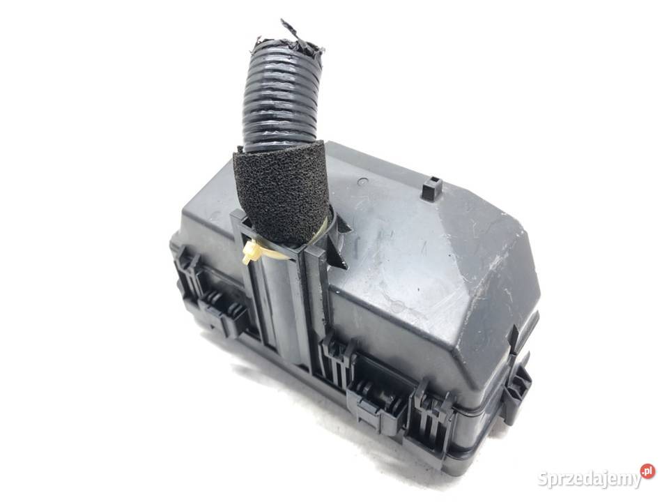 SKRZYNKA BEZPIECZNIKÓW HONDA CRV IV Hatchback 20