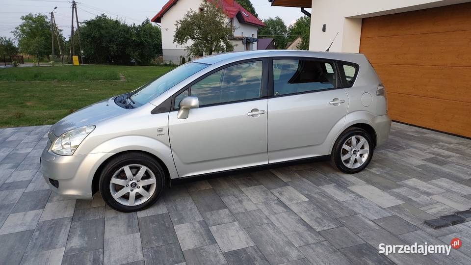 Toyota Corolla Verso 16 VVTi 110 zadbana 7 osób Niedomice