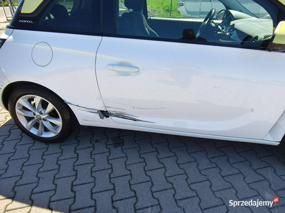 Opel Adam 12 benzyna 71 klimatyzacja tempomat