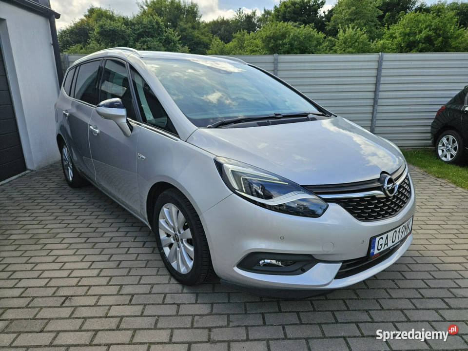 Opel Zafira 20 CDTi 170 navi LED kamera światła do jazdy dziennej Gdynia