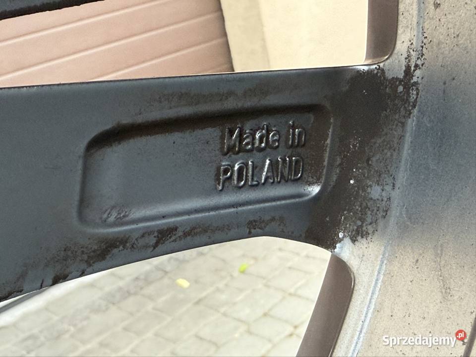 Koła zimowe Pirelli 2454518 Sebring VW ARTEON Fałków sprzedam