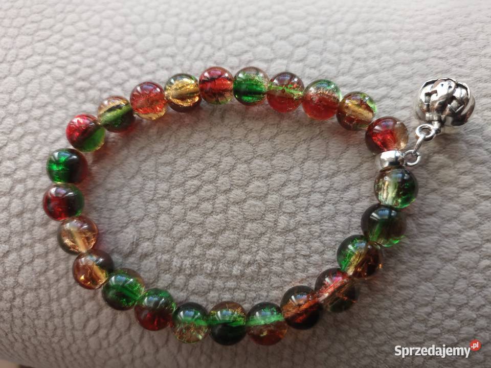 Bransoletka ze szklanych koralików z zawieszką Bransoletki sprzedam