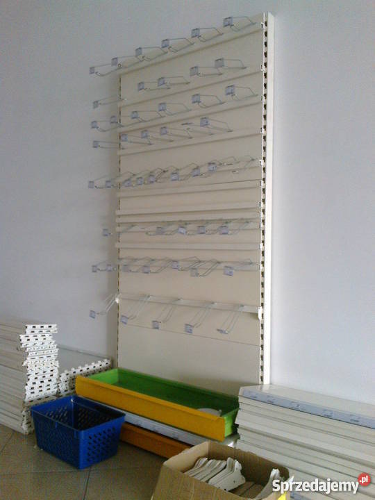 Używane regały Sklepowe Sklep Braniewo