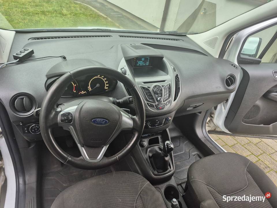 Ford Transit Courier 15 Diesel 2018 r przebieg Ostrołęka