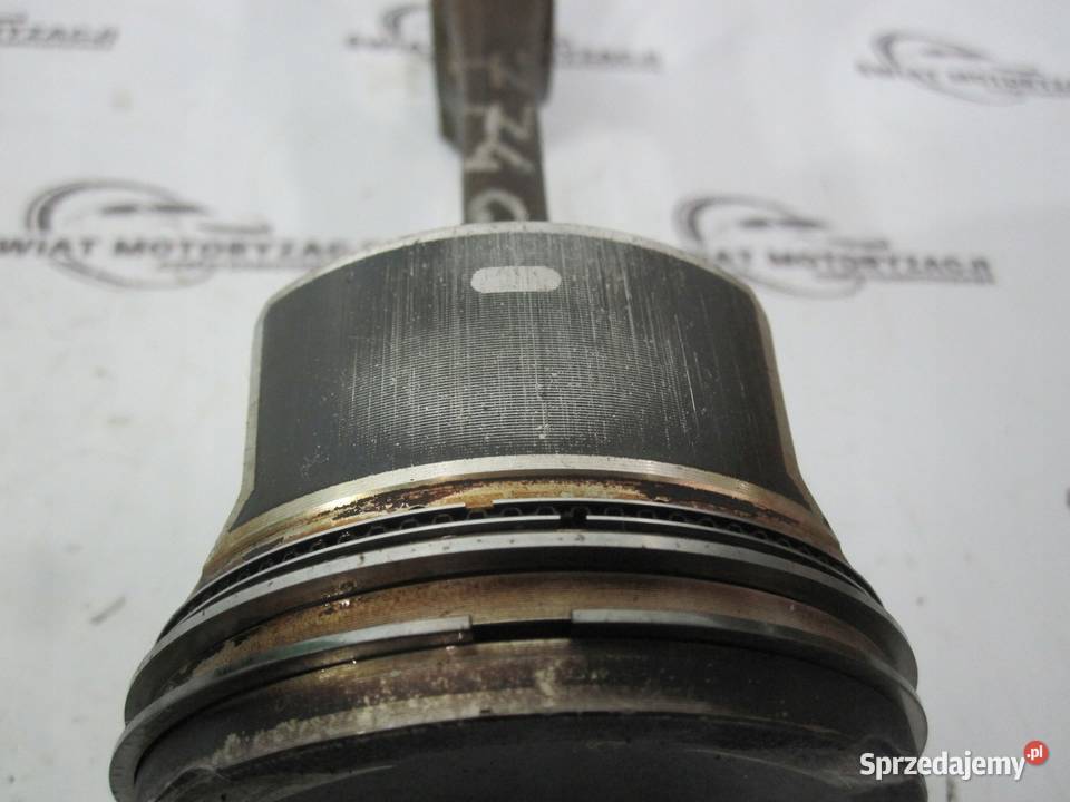 JUKE 15r 12 DIGT HRA2 HRA2DDT 115 tłok korbowód Blok silnika