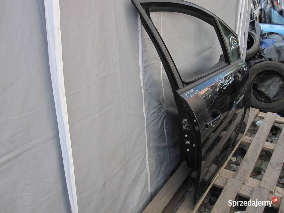 OPEL MERIVA B 10r drzwi prawe przód