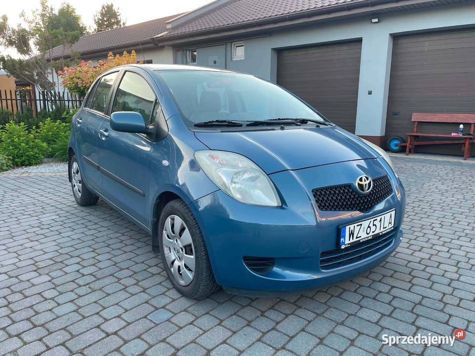Toyota Yaris Salon polska serwisowany garażowany Łódź