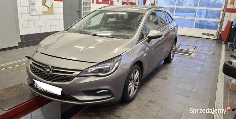 Opel Astra K automat diesel kombi zarejestrowana Rok produkcji 2017 mazowieckie Pacyna