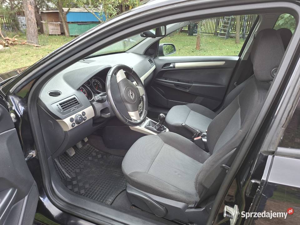 Opel Astra 19 cdti sprzedam