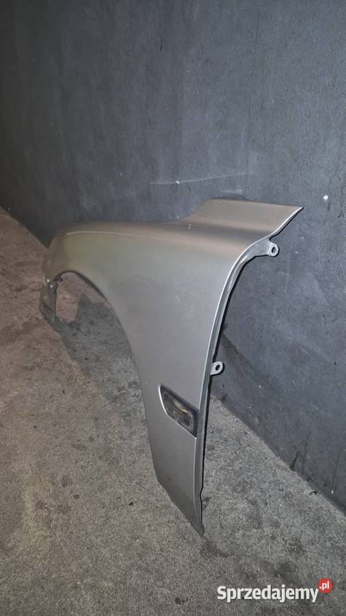 Błotnik lewy Volvo s60 Ryki sprzedam