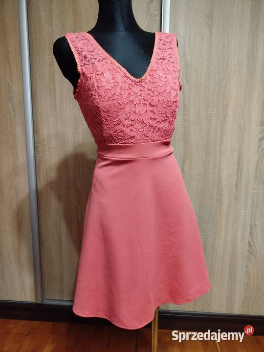 Dziewczęca sukienka rozmiar 4042 małopolskie Biecz sprzedam