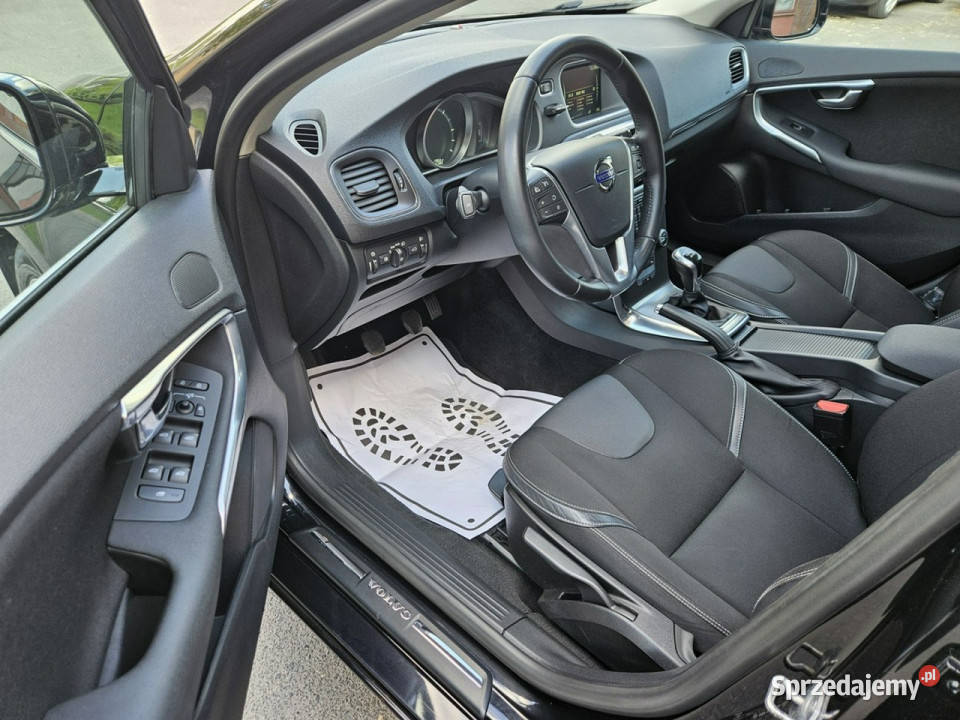 Volvo V40 Parktronic Przód i Tył Nowe Opony II aluminiowe felgi Opoczno