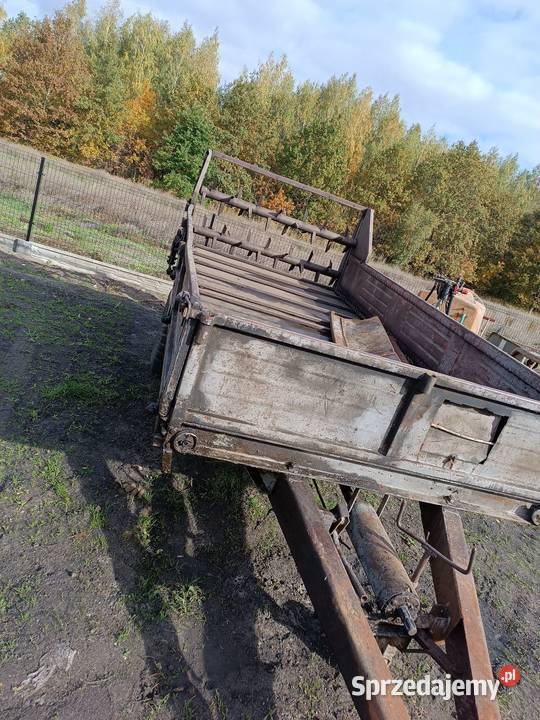 Rozrzutnik obornika stan Rozrzutniki obornika Skrzynno