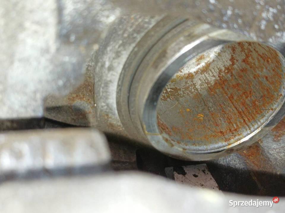 ZACISK HAMULCOWY LEWY PRZÓD 15 B Piaggio Porter