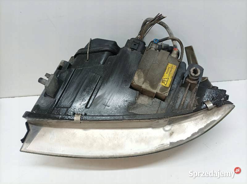 LAMPA PRZÓD PRAWA XENON EUROPA Audi A6 II sprzedam