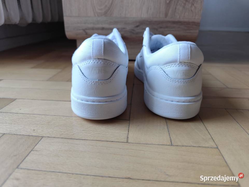 Sneakersy Vans CRUZE 30 w rozmiarze 47