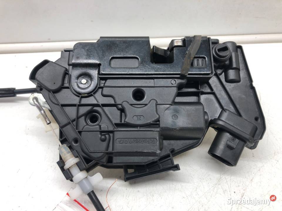 ZAMEK DRZWI LEWY TYŁ VW CC B7 Hatchback sprzedam