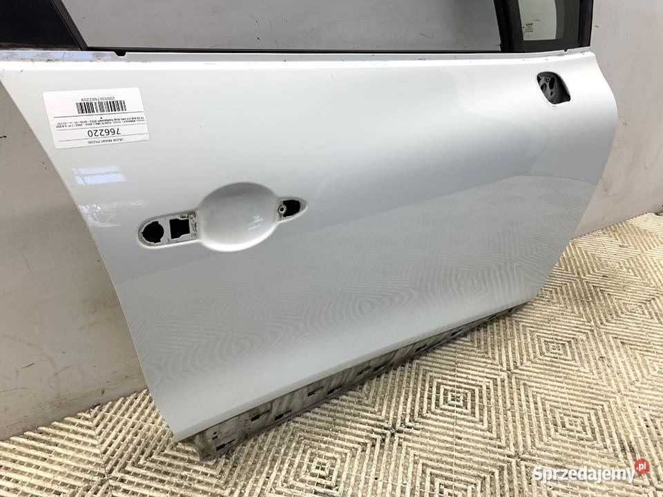 DRZWI PRAWY PRZÓD RENAULT CLIO IV Hatchback podkarpackie