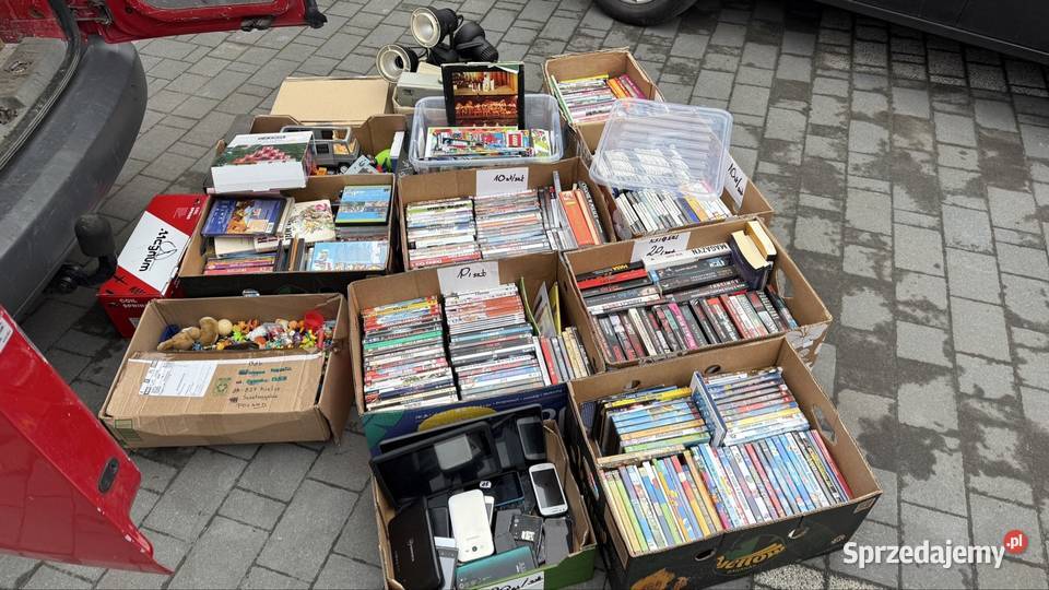 Zestaw mix filmy dvd gry pc 2 ksiazki zabawki Radom sprzedam