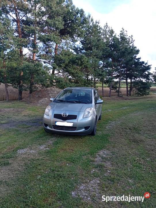 Sprzedam samochód Toyota Yaris Piaski