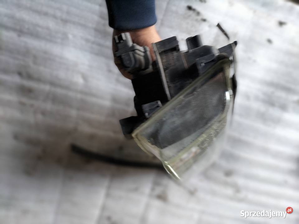 VECTRA A LAMPA PRZÓD PRAWA Kamień-Kolonia