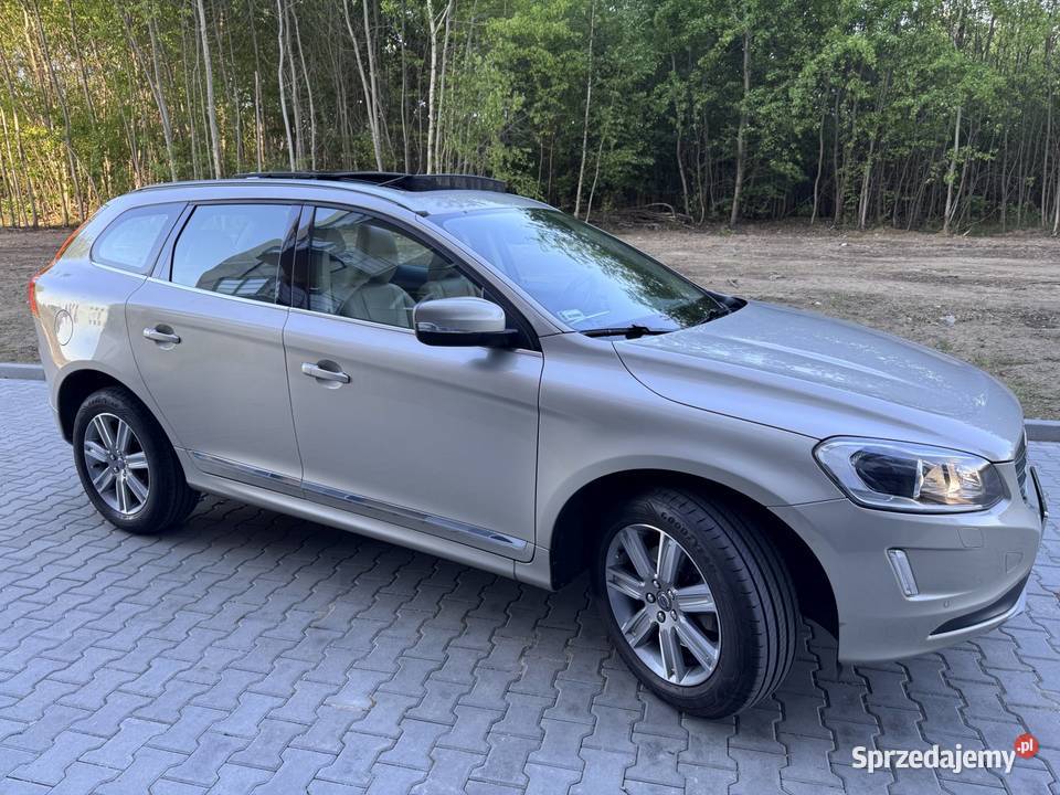 2017 Volvo XC60 Panorama Jasne Skóry D3 150 Tarnów