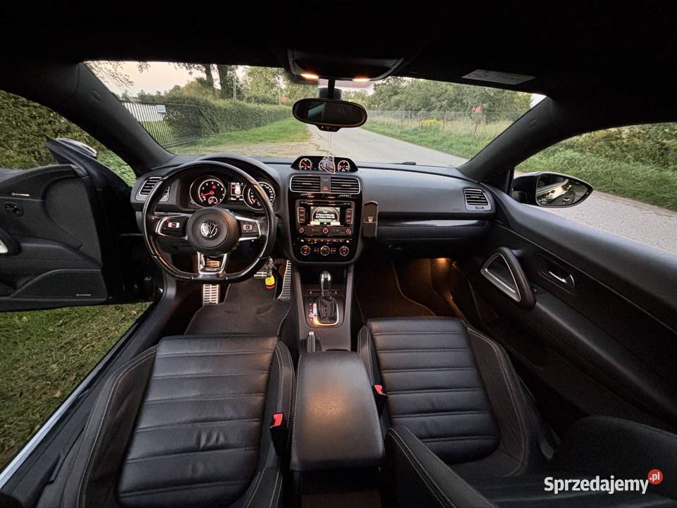 Scirocco RLine 20 DSG koniec 2014 niski przebieg sprzedam