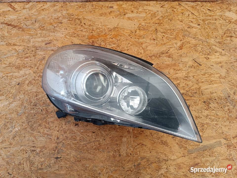 LAMPA PRAWY PRZÓD EU VOLVO V60 S60 XENON osobowe wielkopolskie sprzedam