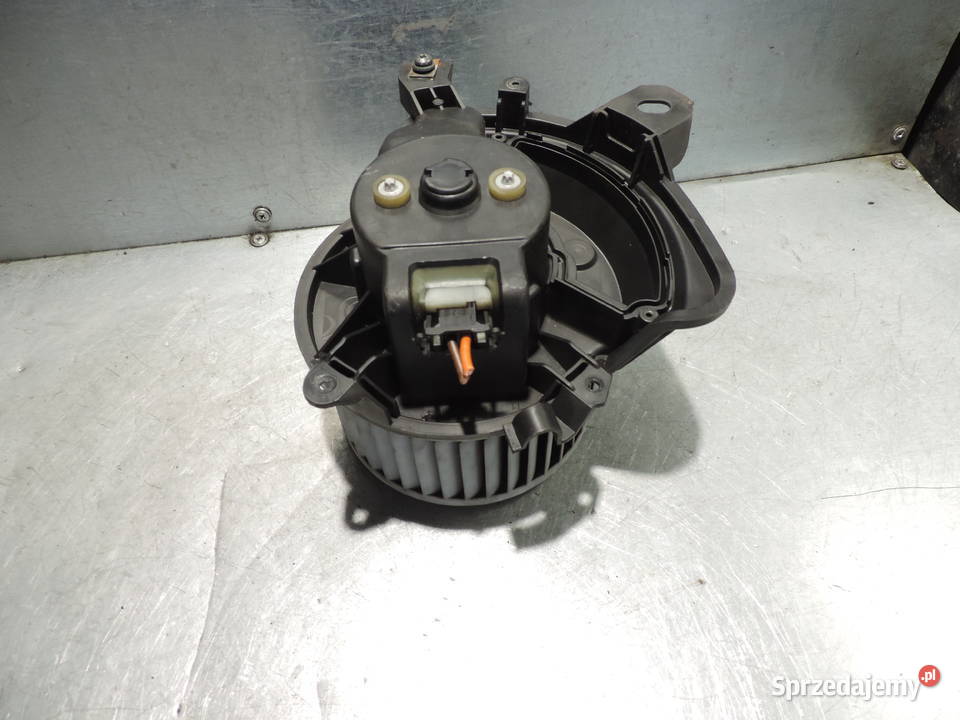 FIAT GRANDE PUNTO EVO WENTYLATOR DMUCHAWA Dmuchawy