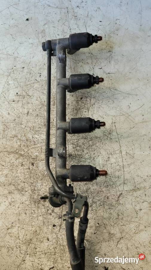 Listwa wtryskowa Mazda 626 18 sprzedam