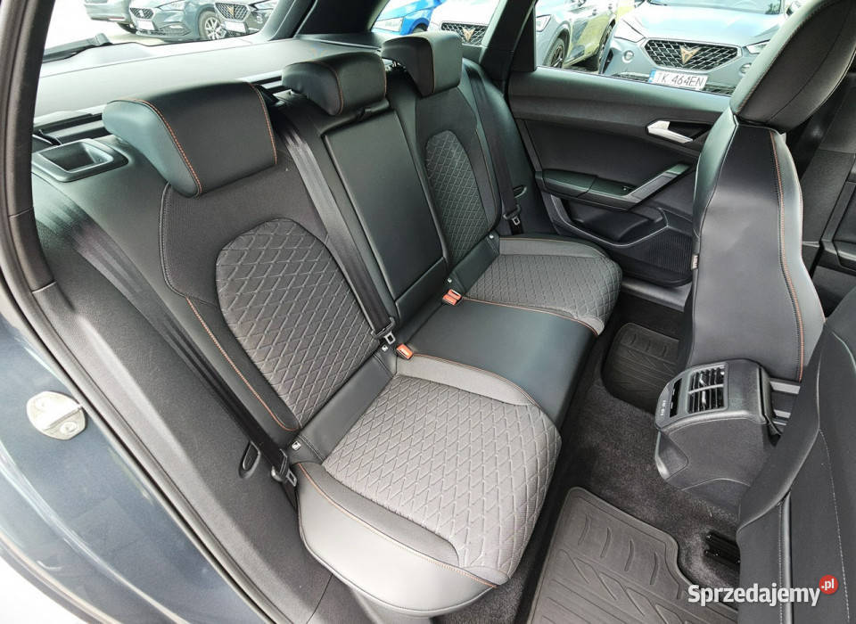 Seat Leon Sportstourer 15TSI 150 FR 2021 SalonPL Kielce
