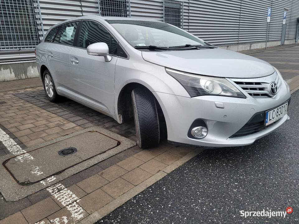 Toyota Avensis T27 20 diesel 2012 r salon Polska Chełm