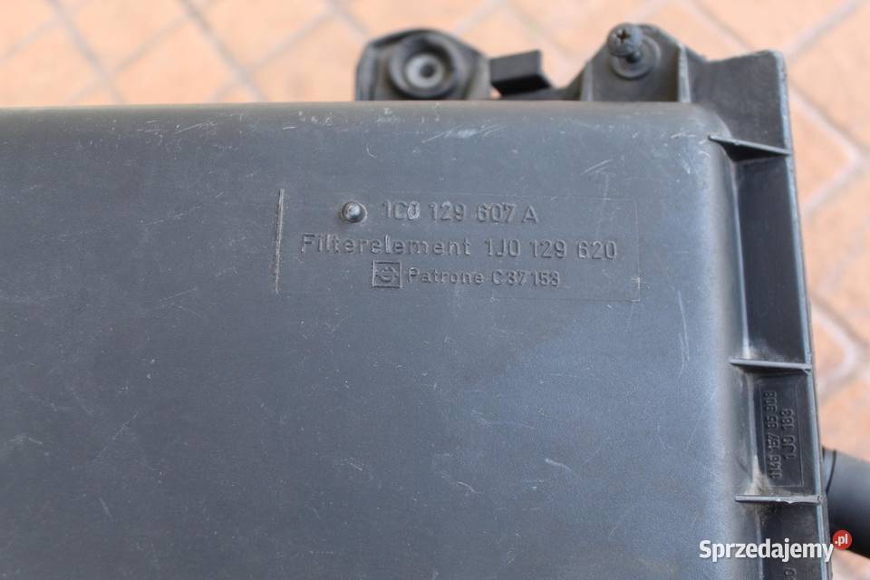 OBUDOWA FILTRA POWIETRZA VW BEETLE 1C0129607A