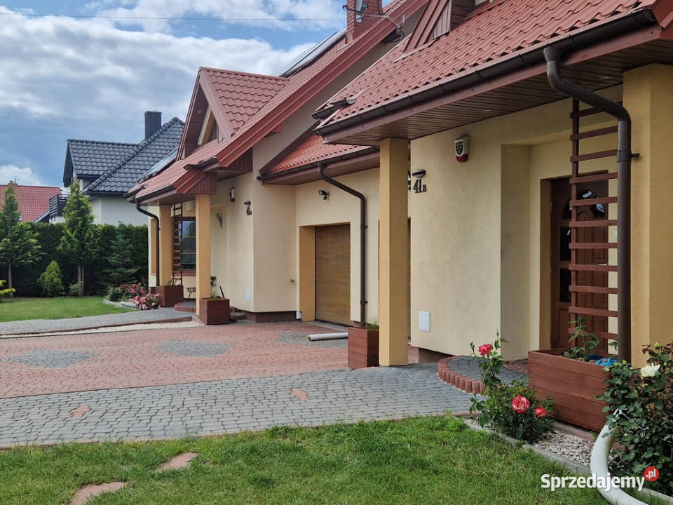 DomGaraż Solidnie Wybudowany i Wykończon asfalt lubelskie Turowola-Kolonia
