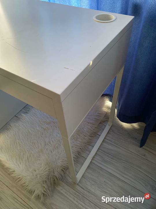 biały stolik białe biurko biała toaletka ikea Kraków sprzedam