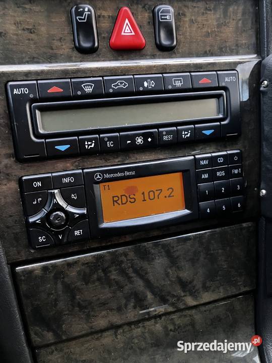 radio Blaupunkt BP4902 i telefon Motorola W210 śląskie Tarnowskie Góry
