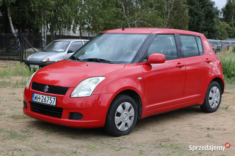 Suzuki Swift 2006r 13 Benzyna 5D Klimatyzacja Zarejestrowany w Polsce sprzedam