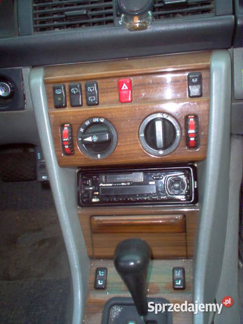 MERCEDES W124 230 TE WSZYSTKIE ELEMENTY WNĘTRZA Białystok