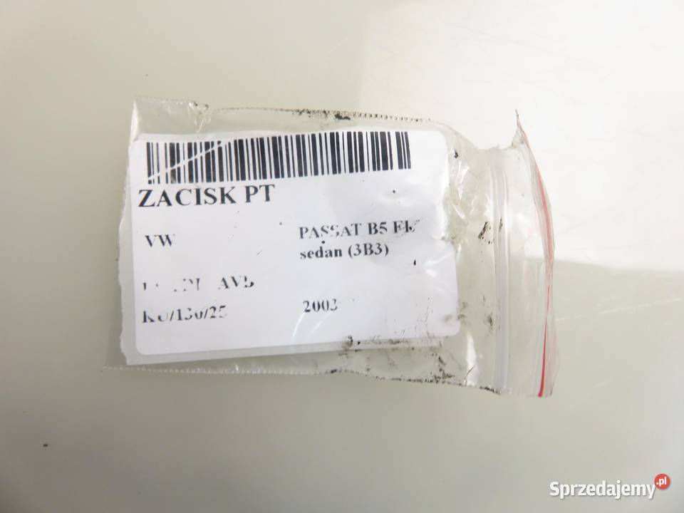 ZACISK PRAWY TYŁ VW PASSAT B5 19 TDI