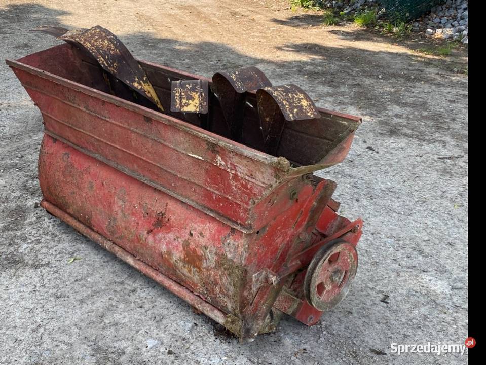 Sieczkarnia Massey Ferguson lubelskie Bychawa