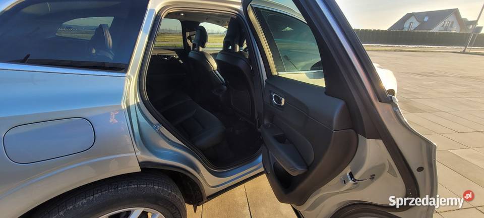 Volvo xc60 II T5 AWD 2018r poduszka powietrzna Hubenice
