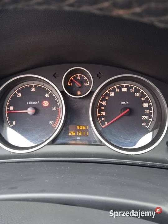 Sprzedam Opel Astra GTC szary Motoryzacja Żabno-Kolonia sprzedam