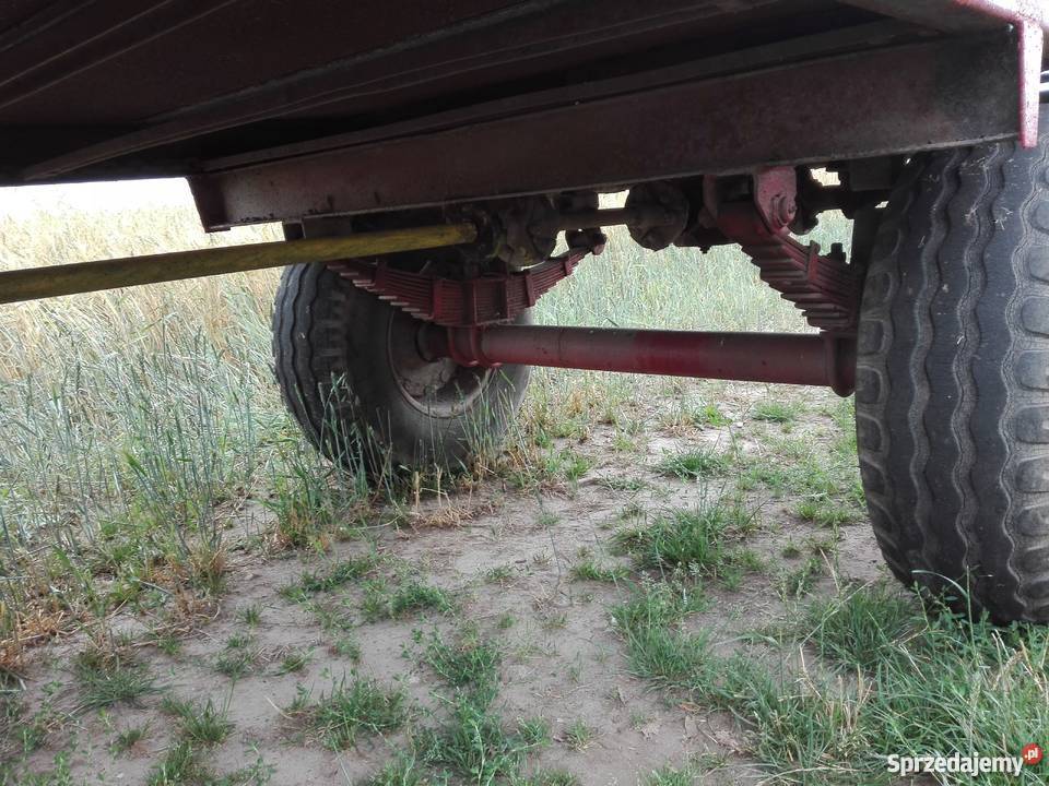 Rozrzutnik dwuosiowy przyczepa nieuszkodzony Nowe Miasto Lubawskie