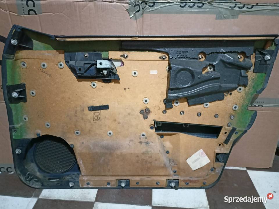 Mercedes W202 Cklasa boczki drzwiowe tapicerka Skarżysko-Kamienna