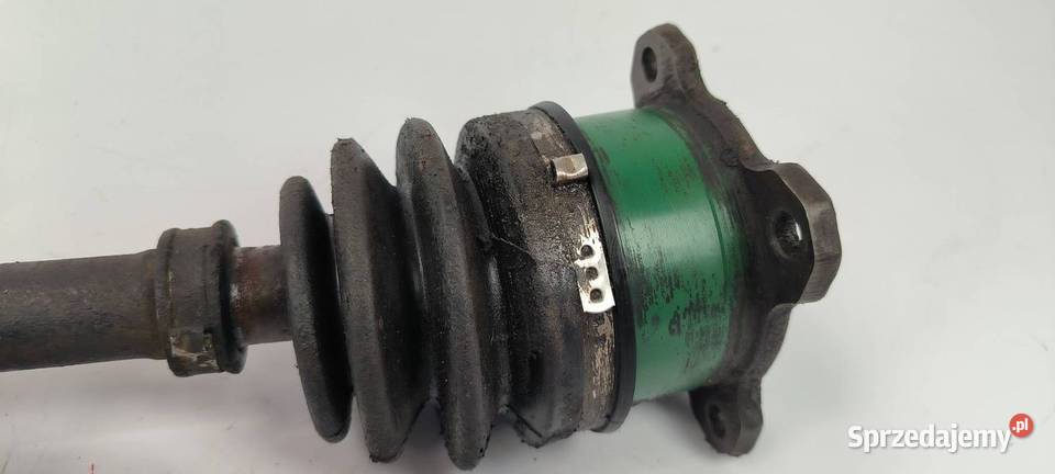 PÓŁOŚ PRAWA PRZÓD MITSHUBISHI PAJERO osobowe Lipno